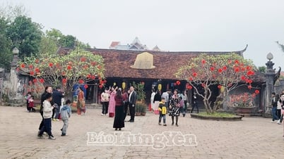Chuong Pagoda was chosen as the place to enshrine Buddha's relics.