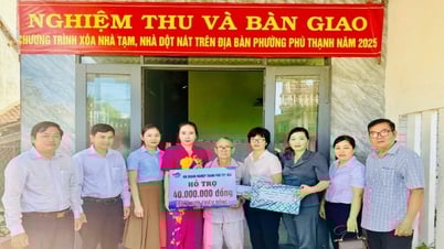 TUY HÒA: Nghiệm thu, bàn giao 20 nhà cho hộ nghèo, cận nghèo và người có công
