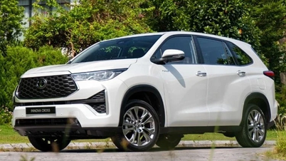 Toyota Innova Cross is the best-selling hybrid segment in April
