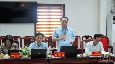 การวิพากษ์วิจารณ์สังคมเกี่ยวกับการจ้างแรงงานตามสัญญาในภาคการศึกษา