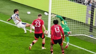 روي كين ينتقد هزيمة مانشستر يونايتد في نهائي الدوري الأوروبي
