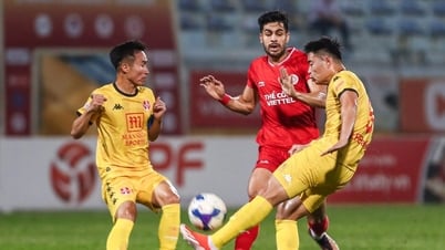 The Cong Viettel แชร์แต้มกับ Hai Phong, Binh Duong เอาชนะ Ho Chi Minh City Club