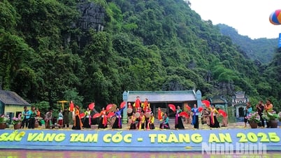 Ouverture de la Semaine du tourisme de Ninh Binh 2025 « La couleur dorée de Tam Coc-Trang An »