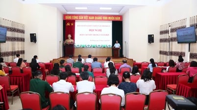 Hội nghị Báo cáo viên thành phố tháng 5/2025