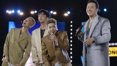 Le concert « Say Hi » a eu lieu aux États-Unis avec un prix de billet de 65 millions de VND ?