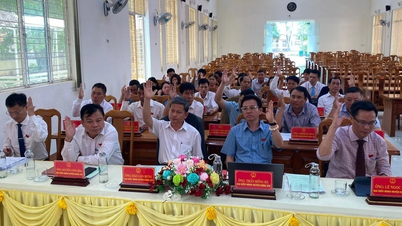 Ia Grai District People's Council passed 2 resolutions at the 20th thematic session