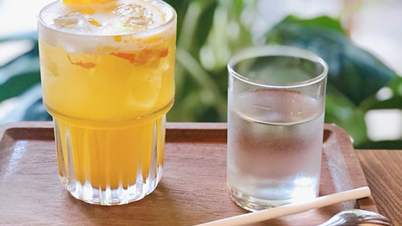 寝る前に避けるべき4つの飲み物