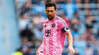 Messi chose the best goal of his career to do charity, which goal was it?