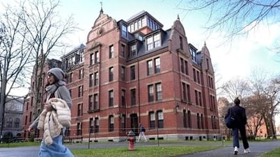 Les étudiants internationaux paniquent car l'Université Harvard est interdite de recrutement d'étudiants internationaux