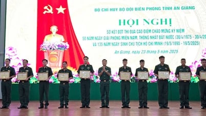 Many collectives and individuals of the Border Guard are exemplary in studying Uncle Ho.