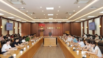 ស្រុក​ហុង​បាង​៖ កិច្ចប្រជុំ​គណៈកម្មាធិការ​ដឹកនាំ​ការ​ប្រឡង​សញ្ញាបត្រ​មធ្យមសិក្សា​ទុតិយភូមិ​និង​ការ​ចូល​រៀន​នៅ​វិទ្យាល័យ​កម្រិត​ទី​១០​ឆ្នាំ​សិក្សា​២០២៥-២០២៦