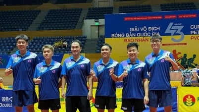 T&T人民警察が2025年ニャンダン新聞全国卓球選手権の男子団体優勝を果たした。