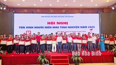ផ្តល់កិត្តិយសដល់អ្នកបរិច្ចាគឈាមស្ម័គ្រចិត្តឆ្នើមចំនួន ៥០នាក់។