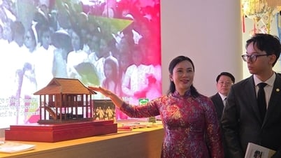 นิทรรศการ “ประธานาธิบดีโฮจิมินห์ – สัญลักษณ์แห่งสันติภาพและมิตรภาพ” ในประเทศญี่ปุ่น