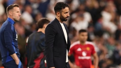Nội bộ Man United lục đục vì ông Amorim