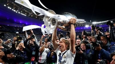 Luka Modric tuyên bố rời Real Madrid, mang theo kỷ lục vô tiền khoáng hậu