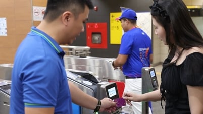 Используйте банковскую карту для проезда на метро в Хошимине, как и в Токио, Шанхае...
