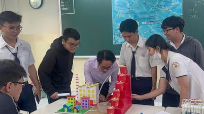 Bí quyết ôn thi tốt nghiệp THPT đạt điểm cao: Thực tiễn từ kiến thức hóa học