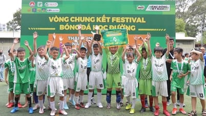 Vui với phát triển của bóng đá học đường TP.HCM