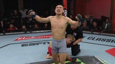 Un boxeur vietnamien remporte une victoire éclatante contre un adversaire japonais et se rapproche de l'UFC