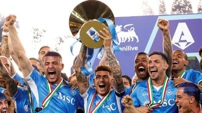 Vượt mặt Inter Milan, Napoli đăng quang chức vô địch Ý