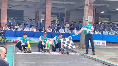 Nghẹt thở với cuộc đua ô tô mô hình, nhiều 'chiến binh' bứt phá phút chót