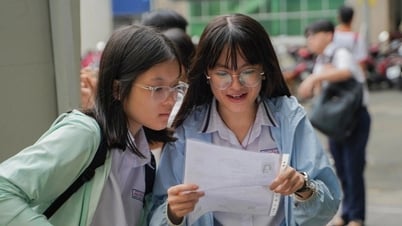 3,500명 이상의 지원자가 Gifted High School 10학년 입학을 위해 경쟁합니다.