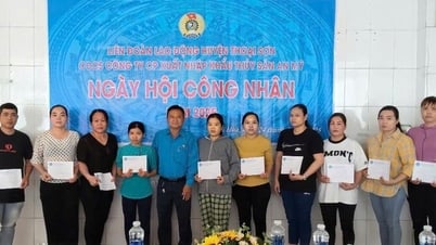 Thoai Son District Trade Union organizes Workers' Month activities in enterprises