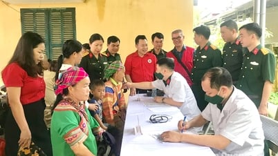 Trên 300 người dân xã Kiến Thiết được khám chữa bệnh, miễn phí