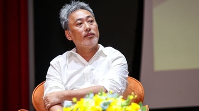 건강 사고 이후 Nguyen Quang Dung 감독