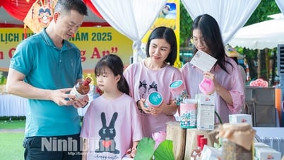 Trưng bày, quảng bá các sản phẩm OCOP tại Tuần Du lịch Ninh Bình năm 2025