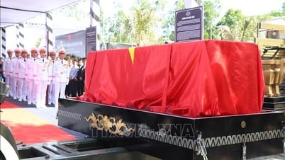 Lễ an táng nguyên Chủ tịch nước Trần Đức Lương tại Quảng Ngãi
