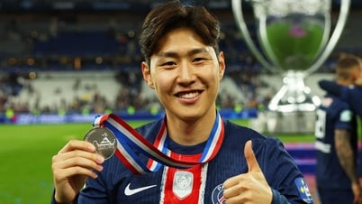 PSG đoạt cú đúp vô địch, hướng tới cú ăn ba lịch sử