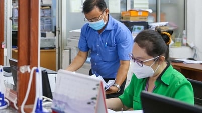 UBND TPHCM yêu cầu đánh giá, rà soát toàn bộ cán bộ, công chức