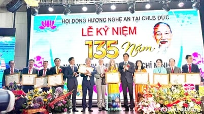 La Asociación Nghe An en Alemania celebra el 135º cumpleaños del presidente Ho Chi Minh