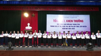 Tiên Phước khen thưởng học sinh và giáo viên đạt giải cấp tỉnh, huyện