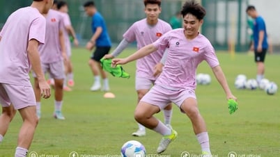 U16 Việt Nam lên đường sang Trung Quốc đấu đội chủ nhà