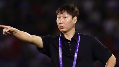 Malaysia hat Zeit, einen eingebürgerten Stürmer aus Kolumbien zu verpflichten, Trainer Kim findet einen Weg, damit umzugehen