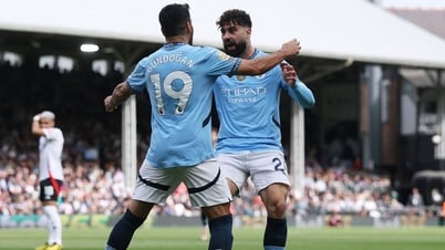 Ronda final de la Premier League: 5 equipos compiten por entradas para la Champions League, solo el Manchester City marca.