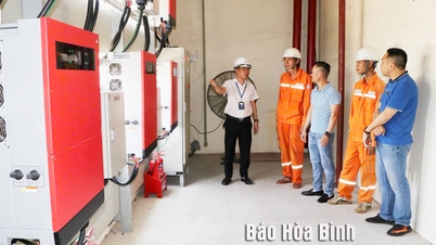 Save electricity - reduce costs, maintain sustainable light source