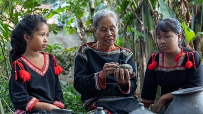 Thì thầm từ gốm Yang Tao