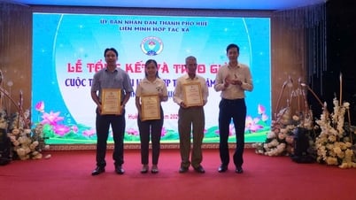 Trao giải Cuộc thi tìm hiểu Luật Hợp tác xã năm 2023