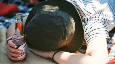 Warum werden Menschen betrunken, nachdem sie Alkohol getrunken haben?