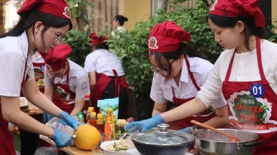 Đau đầu 'cuộc chiến' ngày hè: Cha mẹ sợ con quên bài, con chỉ muốn đi chơi