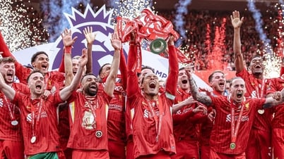 Salah lập công trong ngày Liverpool ăn mừng vô địch