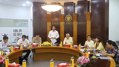 Lãnh đạo TP Cần Thơ làm việc với Công ty TNHH Vinataba - Philip Morris