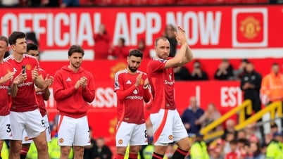 MU thông báo 3 cầu thủ rời sân Old Trafford ngay lập tức