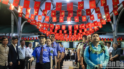 The first passengers "resumed" the 5-year journey of the Vietnam-China international transit train