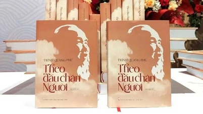 NXB Kim Đồng tái bản truyện ký "Theo dấu chân Người"