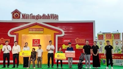 Voyage d'amour : YADEA Vietnam offre des vélos électriques aux enfants pauvres et studieux de Bac Giang
